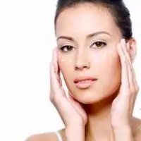 Mau Memudarkan Bekas Jerawat? Coba Glycolic Peel